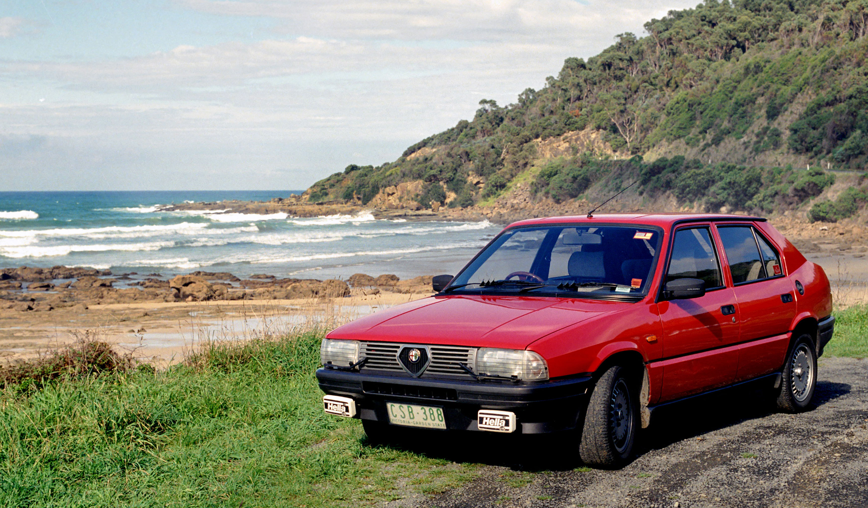 image of an iconic Alfa beside the Great Ocean Road